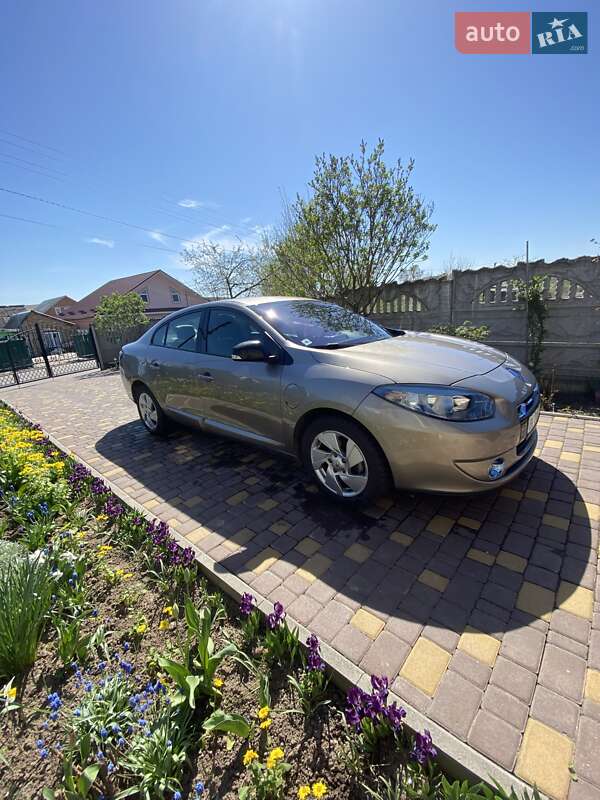 Седан Renault Fluence 2012 в Ровно