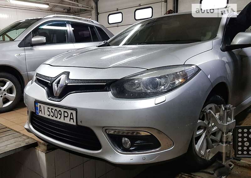 Седан Renault Fluence 2015 в Киеве