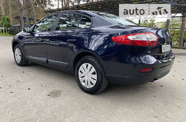 Седан Renault Fluence 2010 в Ирпене