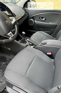 Седан Renault Fluence 2011 в Львове