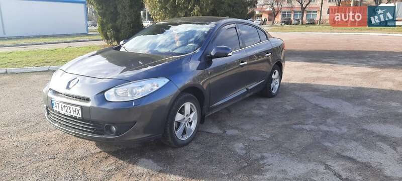 Седан Renault Fluence 2010 в Ровно