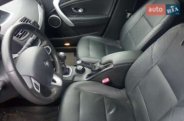Седан Renault Fluence 2011 в Львове