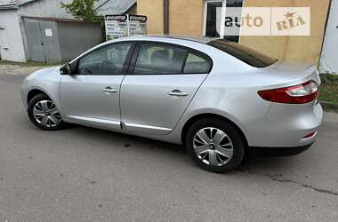 Седан Renault Fluence 2011 в Львове