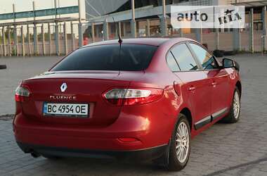 Седан Renault Fluence 2010 в Львові