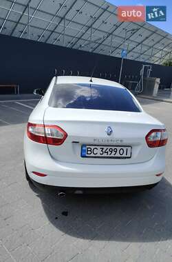 Седан Renault Fluence 2011 в Самборі