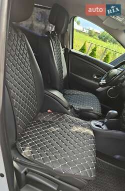Седан Renault Fluence 2011 в Самборі