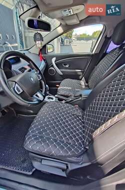 Седан Renault Fluence 2011 в Самборі