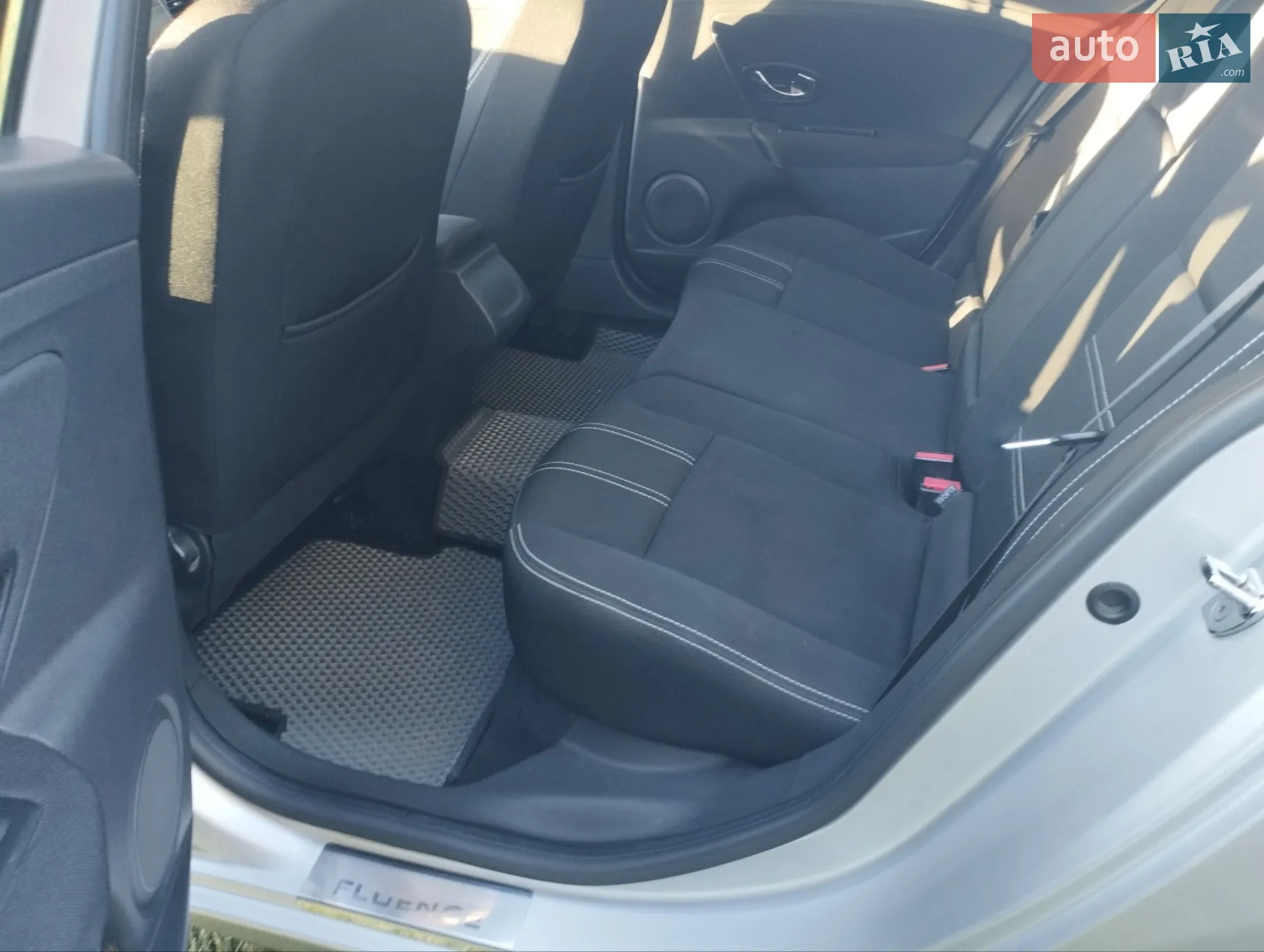 2014 Renault Fluence - мініатюра 8