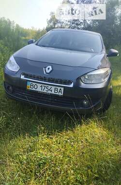 Седан Renault Fluence 2011 в Кременці