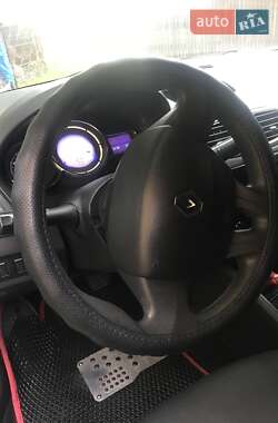 Седан Renault Fluence 2013 в 