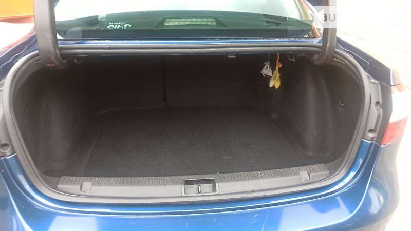 Седан Renault Fluence 2010 в Черкасах