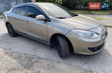 Седан Renault Fluence 2011 в 