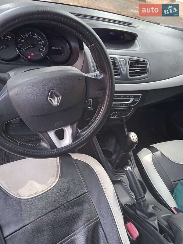 Седан Renault Fluence 2012 в Полтаве