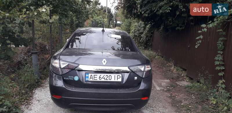 Седан Renault Fluence 2012 в Днепре