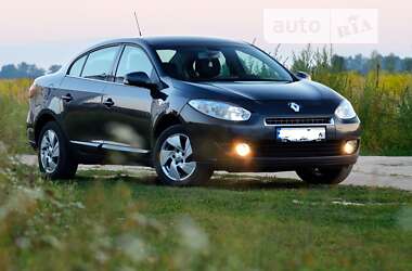 Седан Renault Fluence 2011 в Киеве