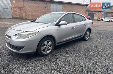 Седан Renault Fluence 2010 в 