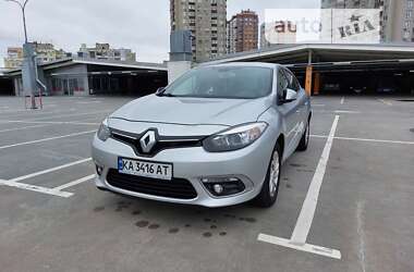 Седан Renault Fluence 2015 в Киеве