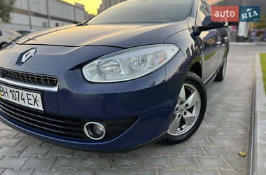 Седан Renault Fluence 2011 в 