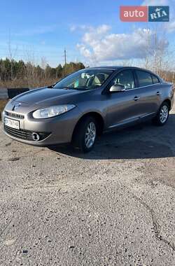 Седан Renault Fluence 2010 в Дубровице