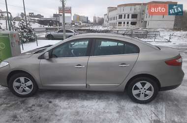 Седан Renault Fluence 2010 в 
