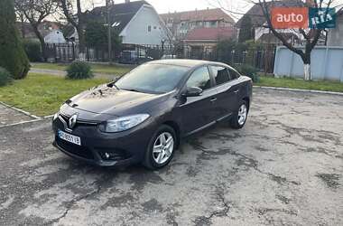 Седан Renault Fluence 2016 в Ужгороді