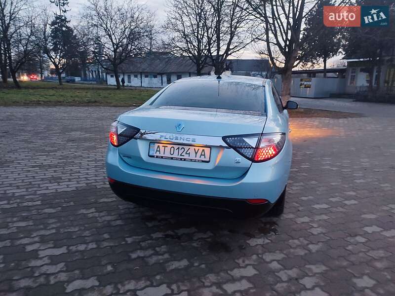 Седан Renault Fluence 2012 в Івано-Франківську
