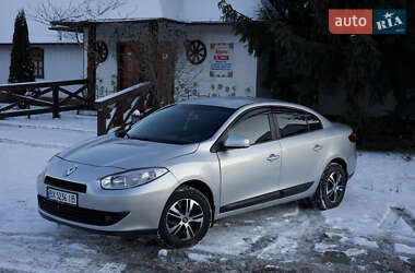 Седан Renault Fluence 2011 в Киеве