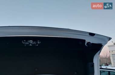 Седан Renault Fluence 2009 в 