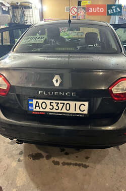 Седан Renault Fluence 2010 в 