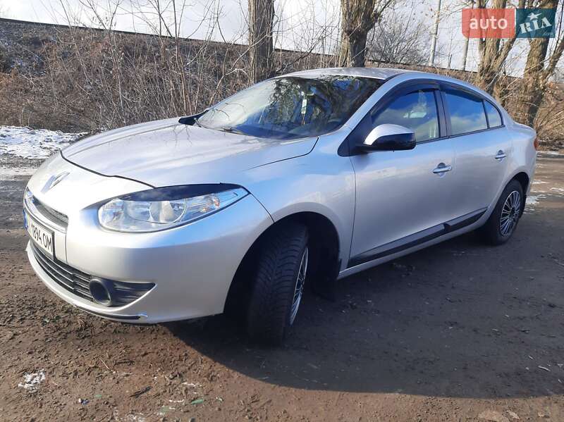 Седан Renault Fluence 2011 в Чернигове