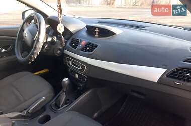 Седан Renault Fluence 2011 в Чернигове