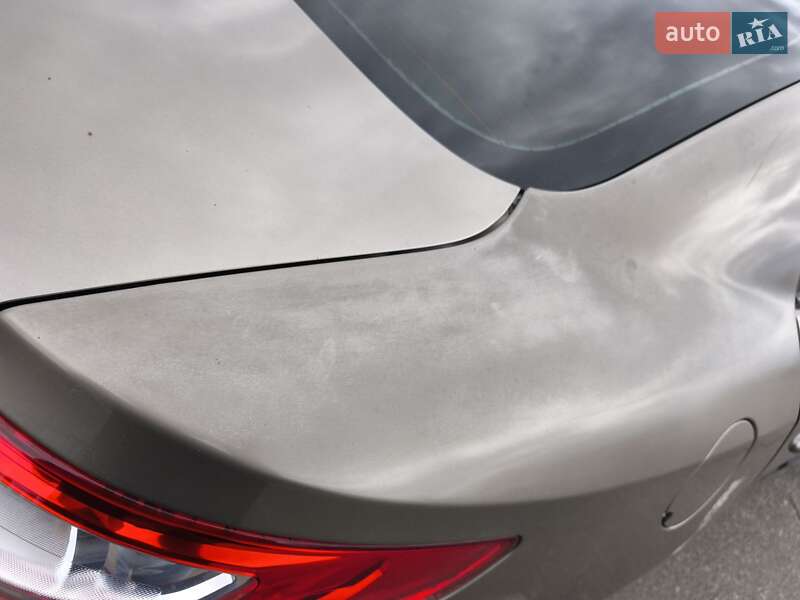 Седан Renault Fluence 2011 в Киеве