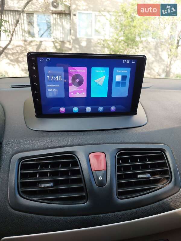 Седан Renault Fluence 2011 в Южноукраинске фото 3 Седан Renault Fluence 2011 в Южноукраинске