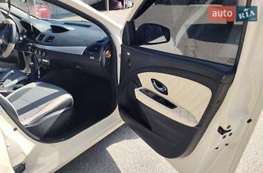 Седан Renault Fluence 2013 в 