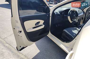 Седан Renault Fluence 2013 в 