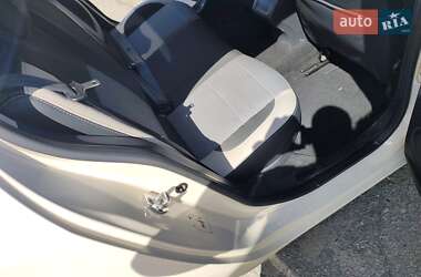 Седан Renault Fluence 2013 в 