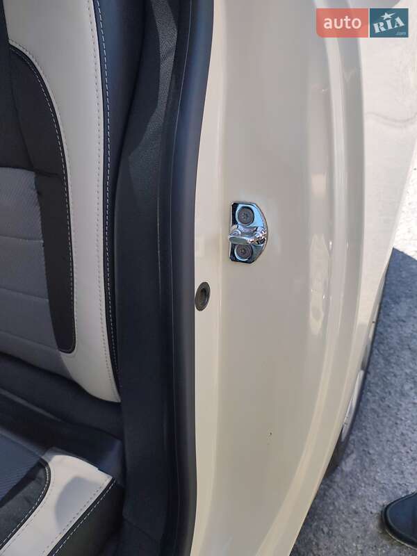 Седан Renault Fluence 2013 в Бердичеві