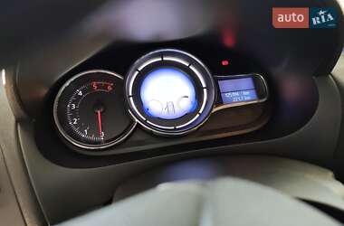 Седан Renault Fluence 2013 в 