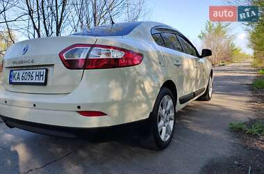 Седан Renault Fluence 2013 в 
