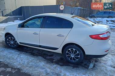 Седан Renault Fluence 2013 в 