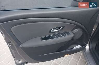 Седан Renault Fluence 2011 в 