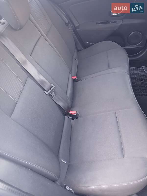 Седан Renault Fluence 2011 в Киеве