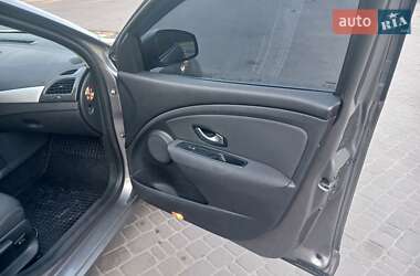 Седан Renault Fluence 2011 в 