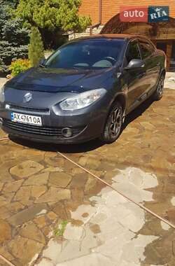 Седан Renault Fluence 2012 в 