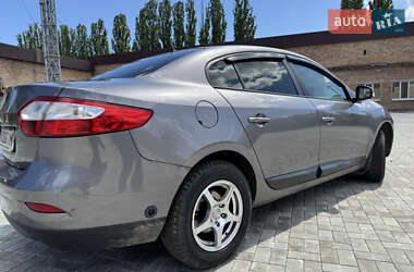 Седан Renault Fluence 2012 в 