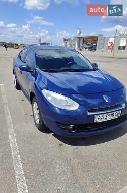 Седан Renault Fluence 2011 в 