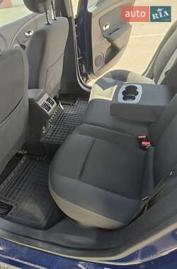 Седан Renault Fluence 2011 в 