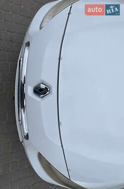 Седан Renault Fluence 2012 в 