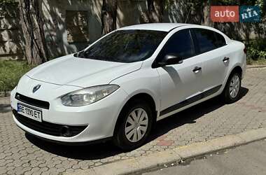 Седан Renault Fluence 2012 в 