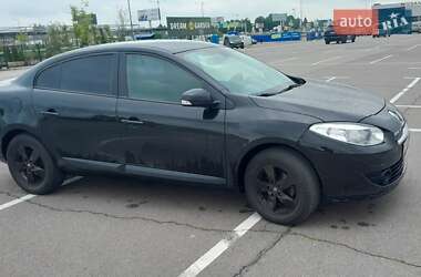 Седан Renault Fluence 2011 в Львове